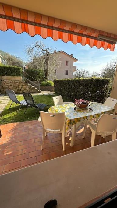 Giuly Beth'S House Apartment Brenzone sul Garda Exterior photo