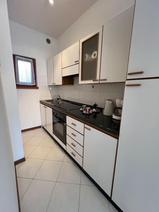 Giuly Beth'S House Apartment Brenzone sul Garda Exterior photo