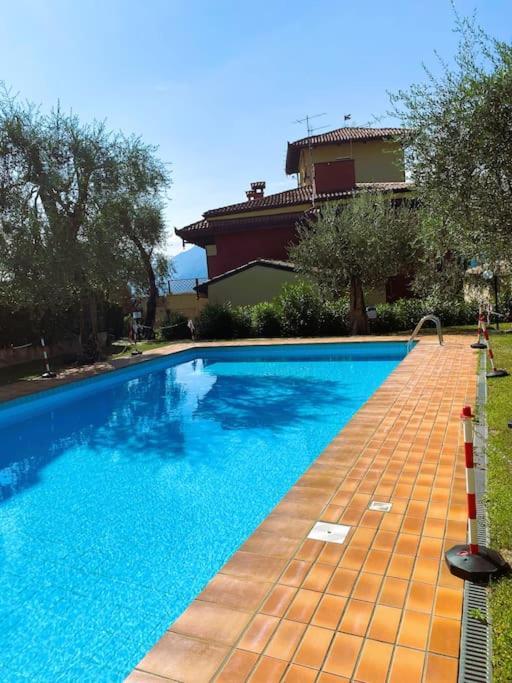 Giuly Beth'S House Apartment Brenzone sul Garda Exterior photo