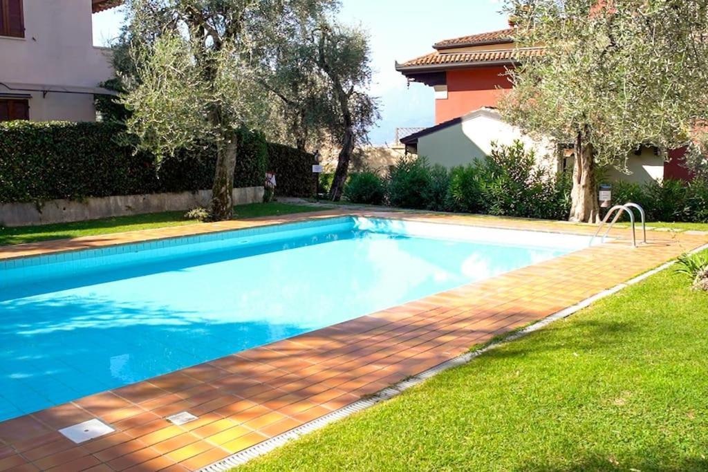 Giuly Beth'S House Apartment Brenzone sul Garda Exterior photo